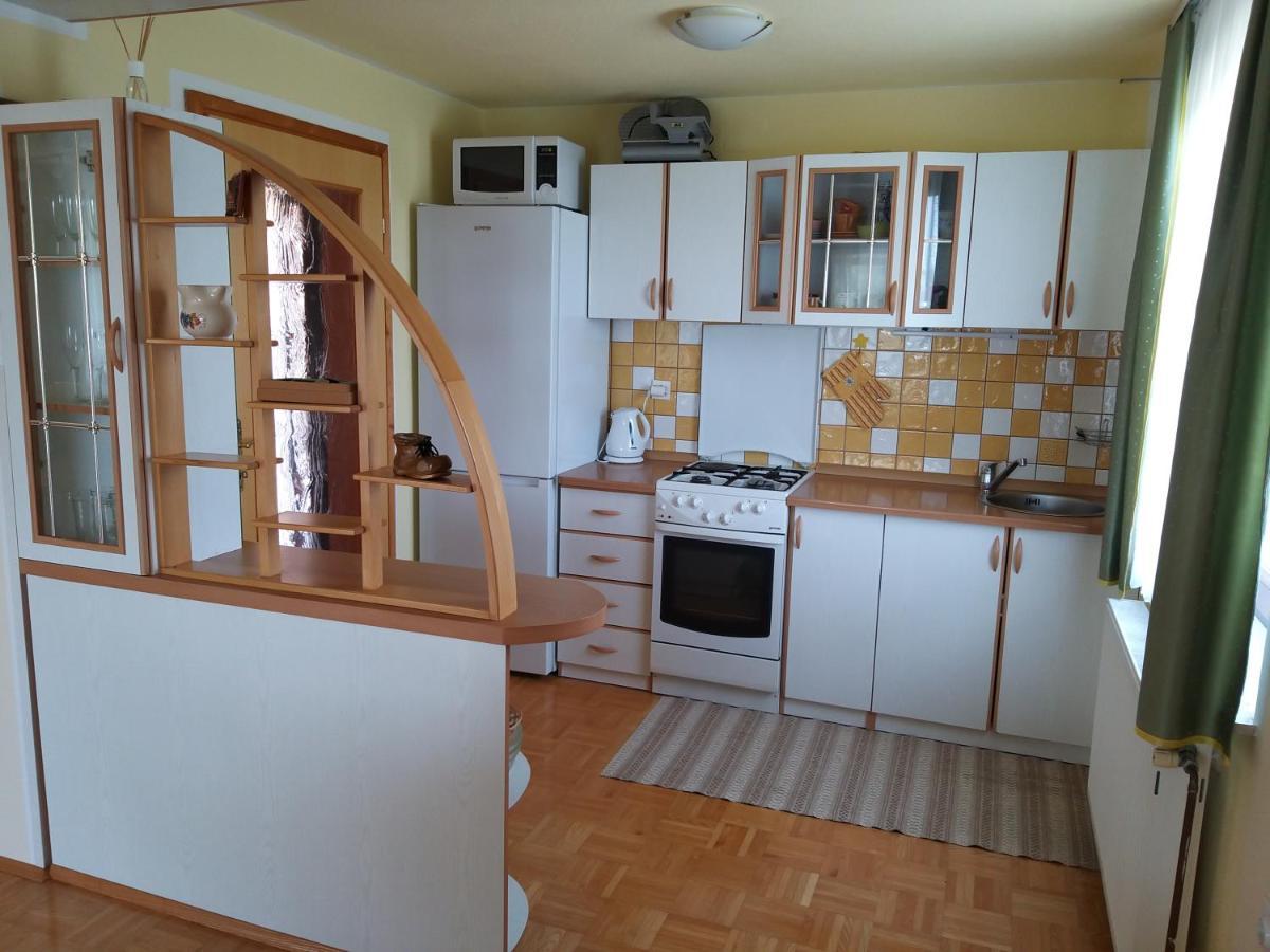 Villa Getaway "At The Three Lights" Sevnica Exterior foto