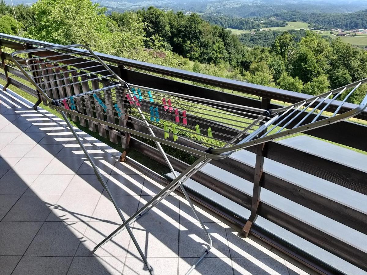 Villa Getaway "At The Three Lights" Sevnica Exterior foto