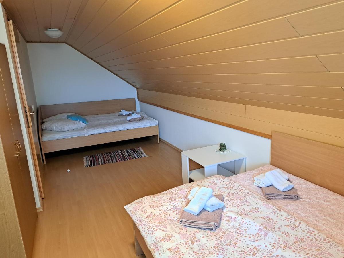Villa Getaway "At The Three Lights" Sevnica Exterior foto