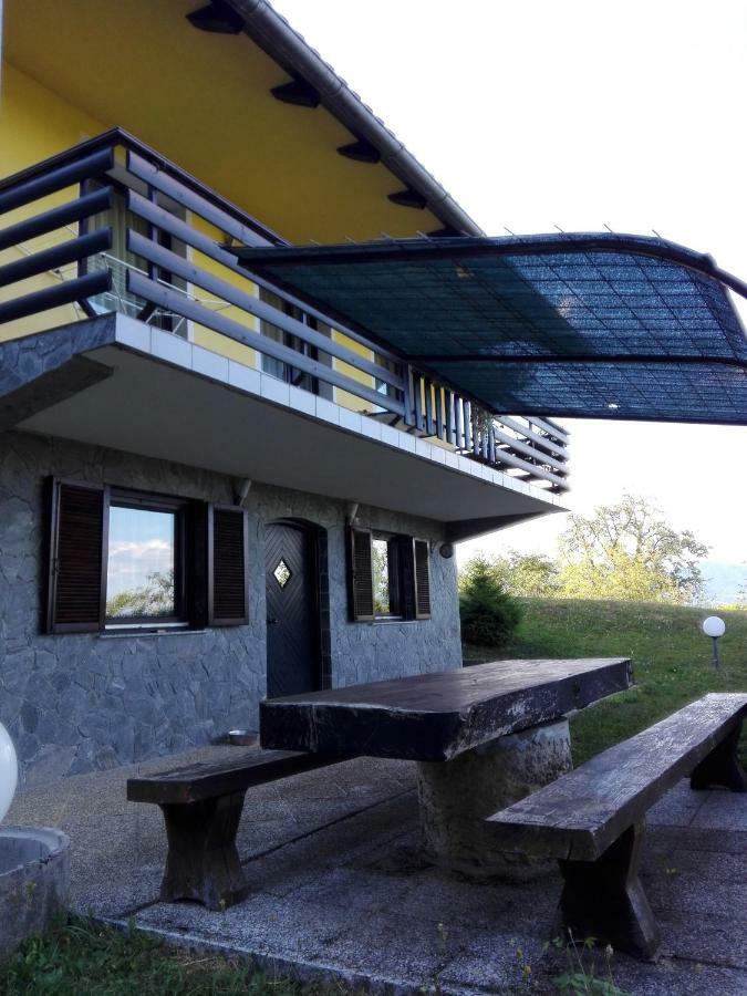 Villa Getaway "At The Three Lights" Sevnica Exterior foto